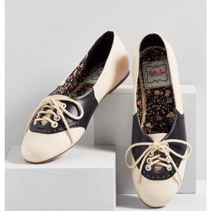 BNIB Study Buddy Oxford Flats